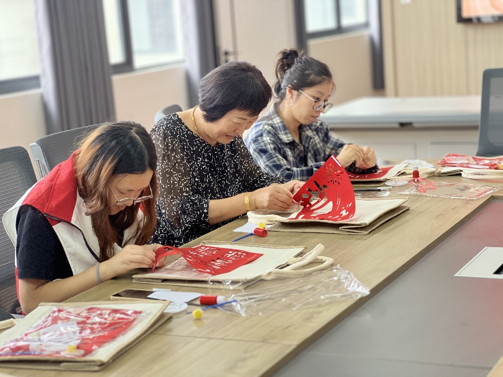 图片5.jpg 图片5.jpg