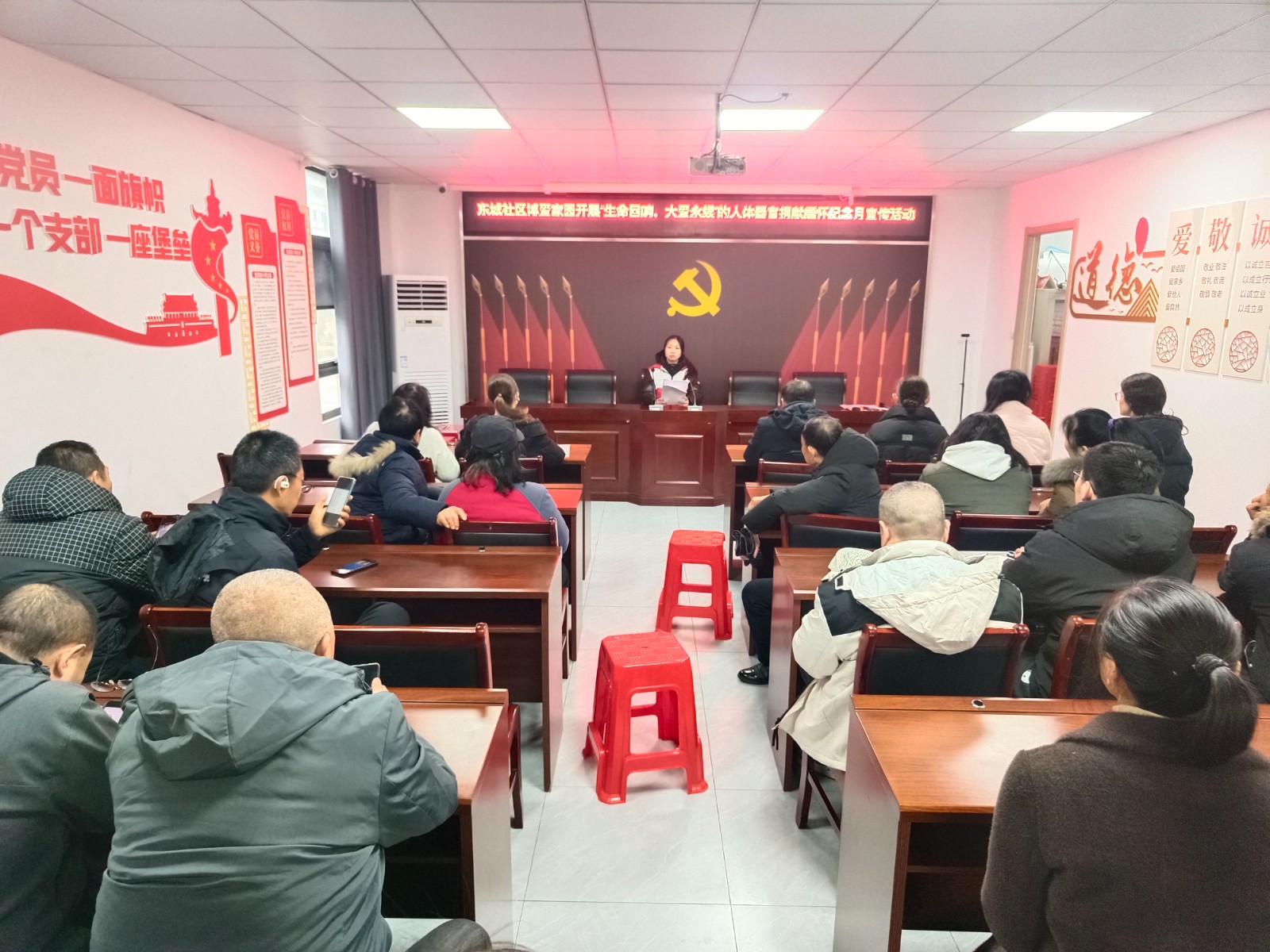 宣传3.jpg 宣传3.jpg