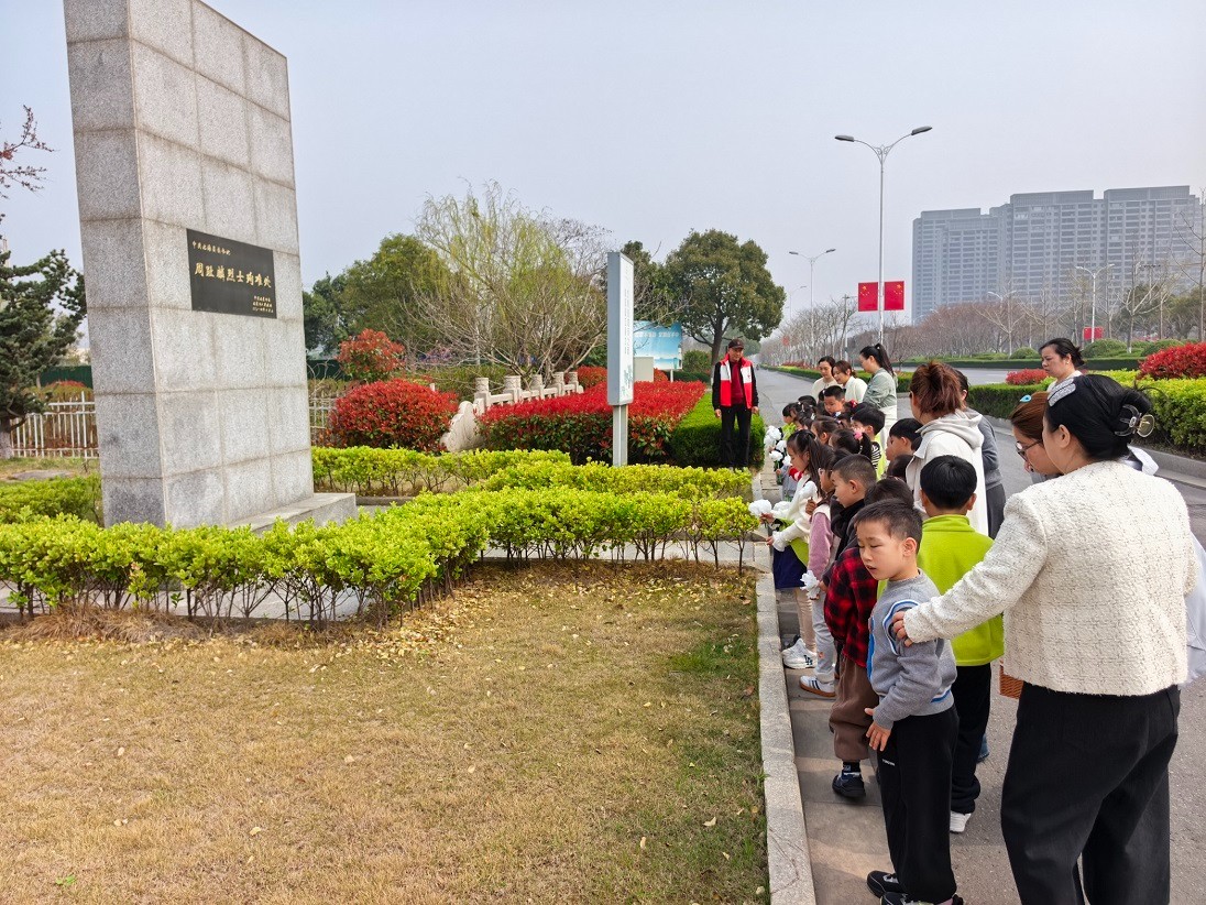 图片1.jpg 图片1.jpg